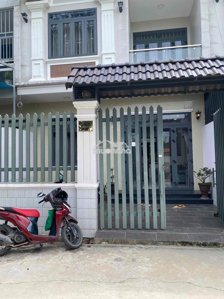 Chính chủ gửi nhà lầu mái thái hoàn công xã tân thạnh đông,3pn,3wc - 2