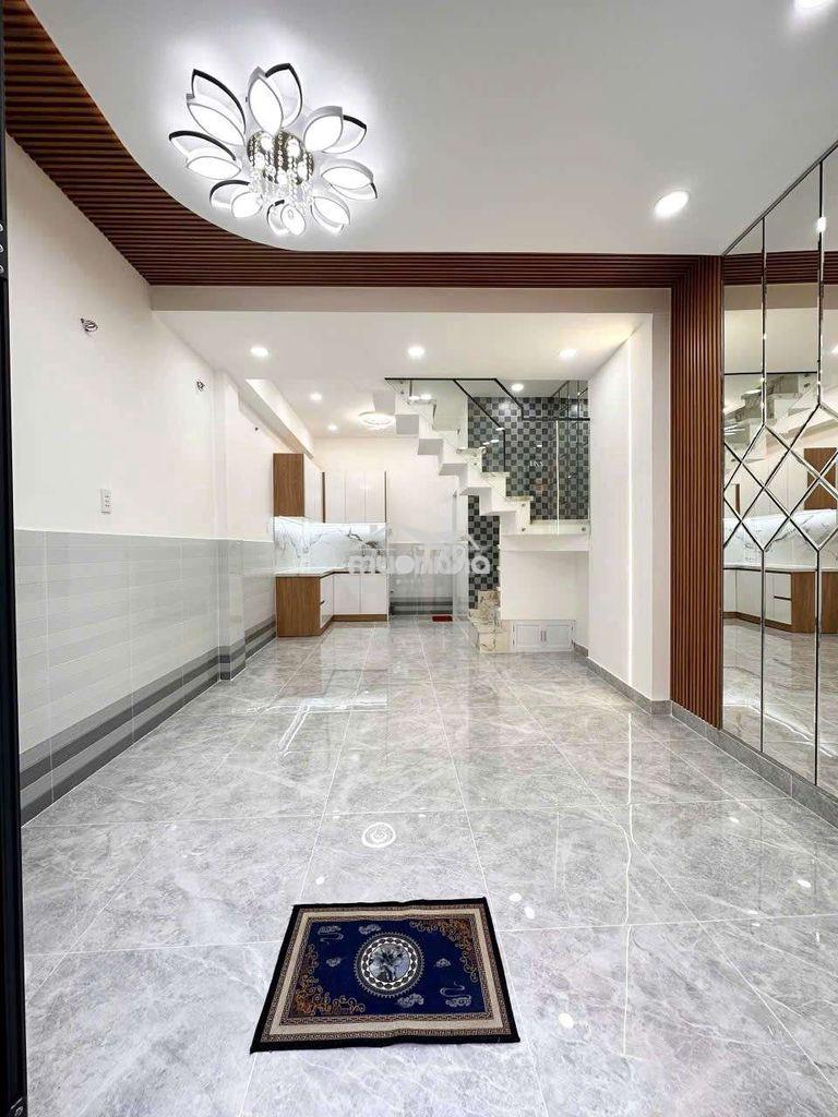 🏡 Bán nhà đẹp mới hẻm 154 đường âu dương lân p3 q8
 - 2