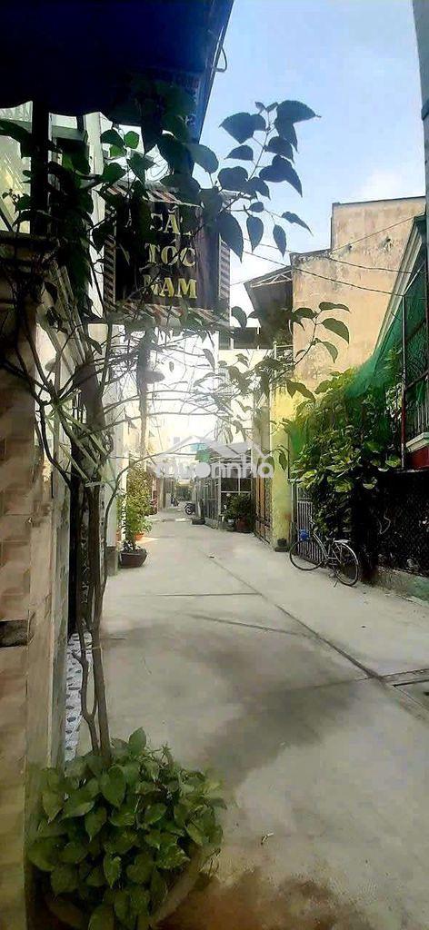 Nhà cho thuê hẻm xe hơi gần trường học - 2