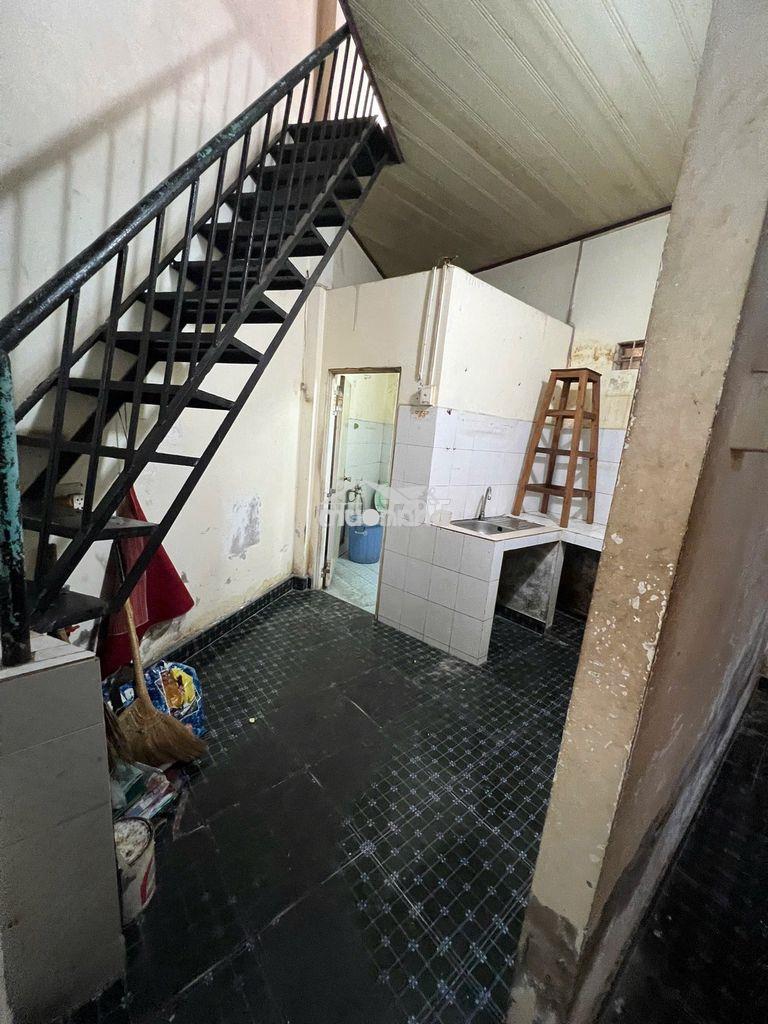 Cần bán gấp nhà để đi nước ngoài - 2