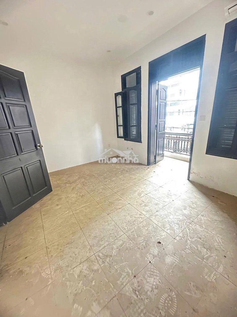 Cho thuê nhà ngõ 180 hoàng quốc việt – 50m² x 5 tầng đủ đh, ngõ ôtô - 3
