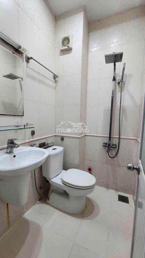 Nhà hẻm xe hơi nguyễn đình chiểu quận 3 - 4