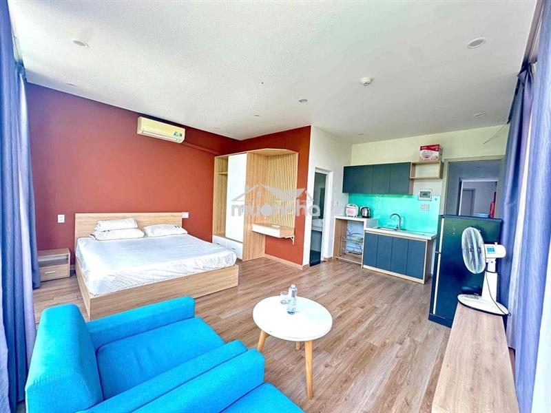 Studio có ban công thoáng mát , view đẹp gần cầu rồng
