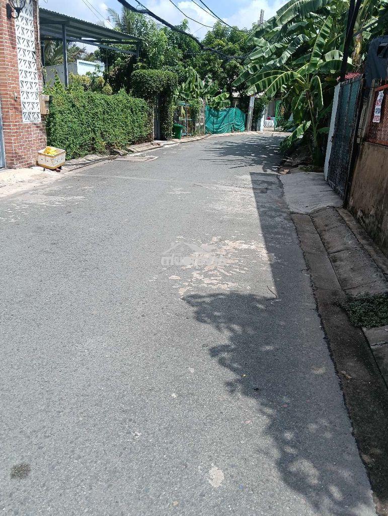 Bán gấp nhà hẻm 6m trước nhà lê văn lương xã nhơn đức  - 3