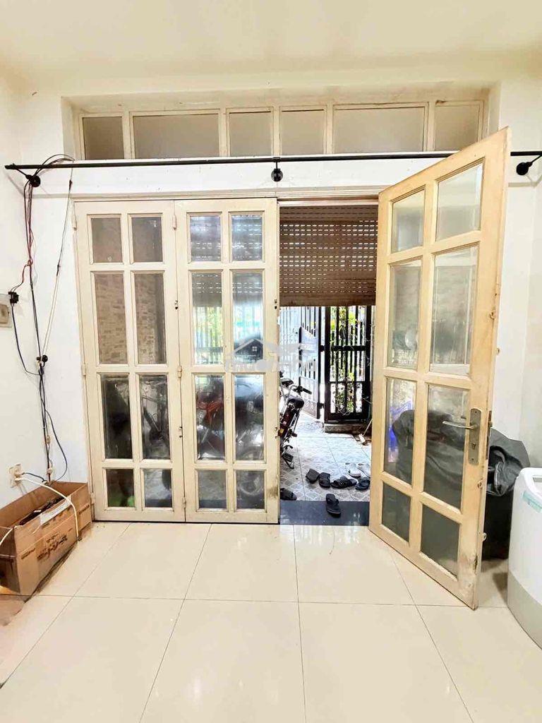 Nhà trịnh đình trọng