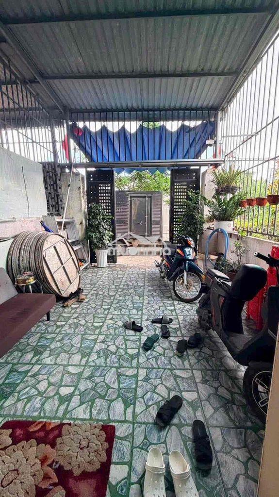 Nhà cổng 11 phước tân giá công nhân 700tr nhà to đường ô tô đầy đủ - 2