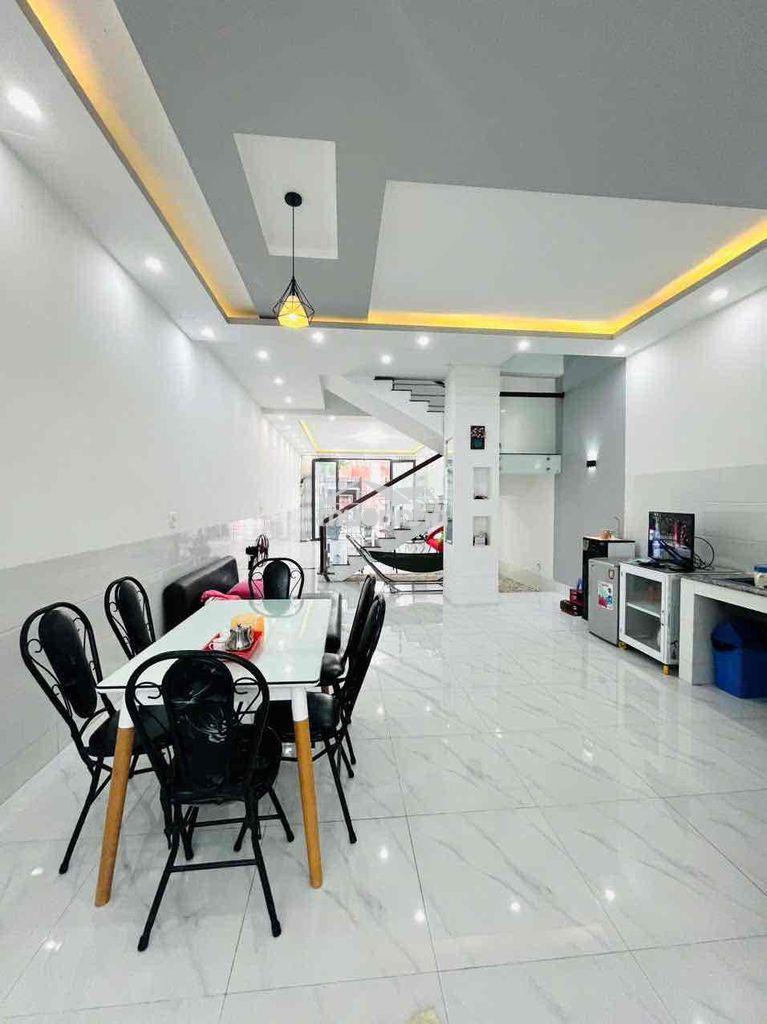 Cho thuê nhà 2 lầu đẹp rộng - full máy lạnh, có nội thất - 3