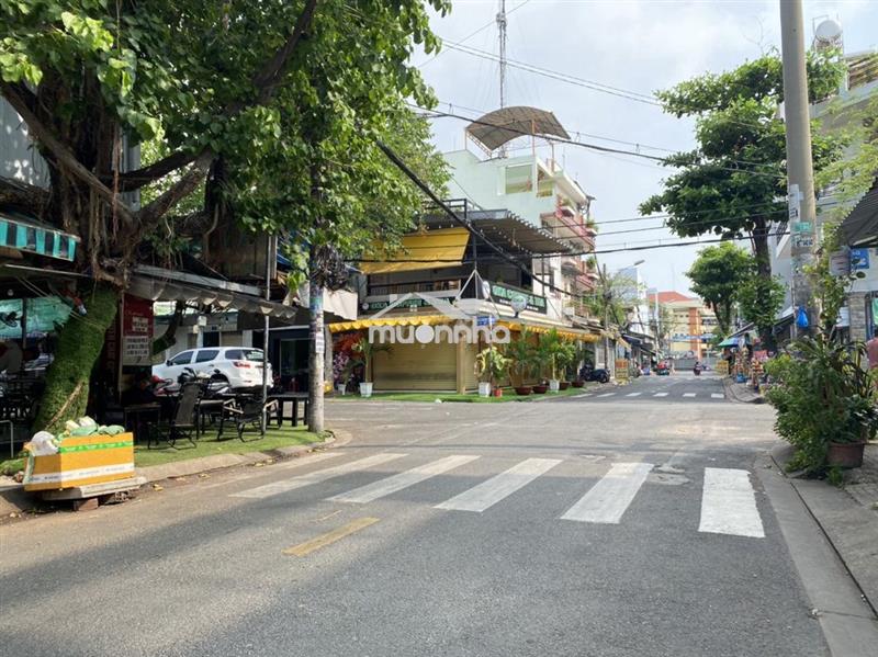 Nhà thuê 8x20m.2 lầu.mtnb họ lê.gía:30tr
