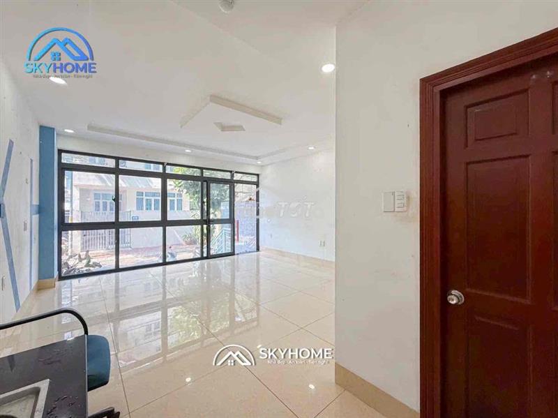 Mặt bằng văn phòng, spa, nail, phun xăm, đa nghề nằm trong kdc an ninh