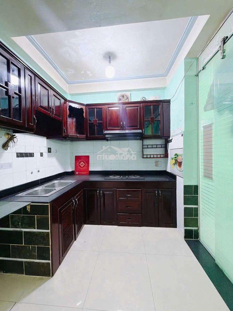 Tôn đản q4- 5 lầu đúc- 50m2 ngang 5,8m- hoàn công , 3 tỷ nhỉnh - 4