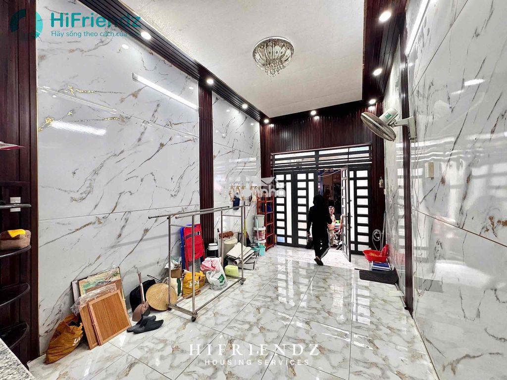 Cho thuê nhà nguyên căn giá siêu rẻ nằm ngay trung tâm quận 8 parcmall - 2