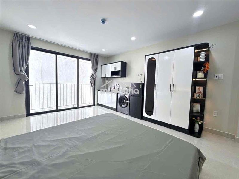 Studio fl nội thất - ban công thoáng - công viên phần mềm quang trung