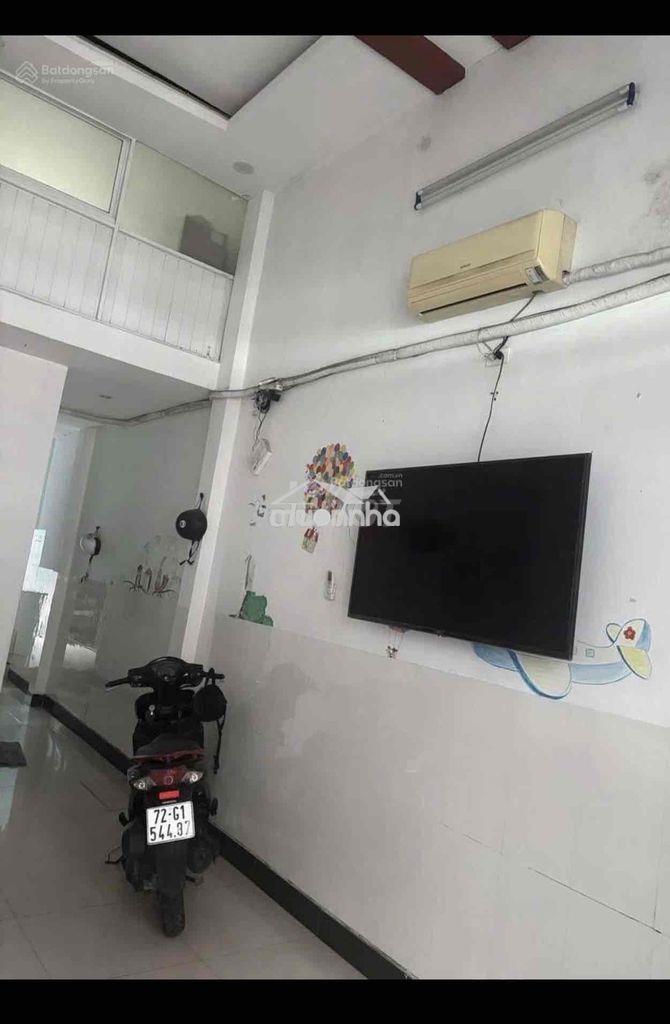 Cho thuê hẻm 4m bờ bao tân thắng 4x18 - lững 9tr