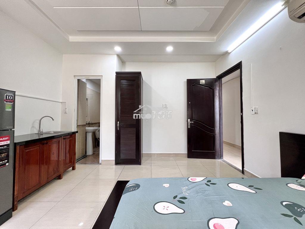 Ngay chợ lý phục man, gần đh ufm, phòng cửa sổ đón nắng, thang máy - 2