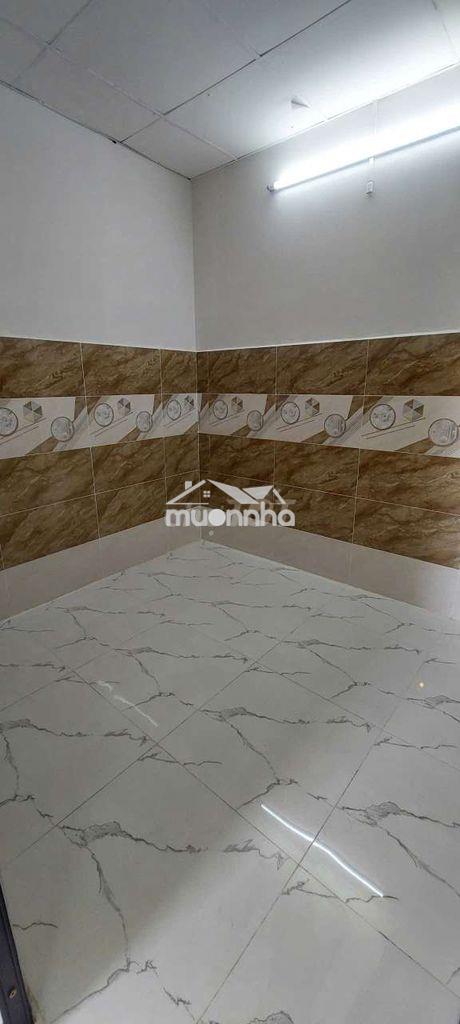 Nhà mới gần ngã tư bốn xã, khu dân cư đông đúc, cách đầm sen chỉ 10ph - 3