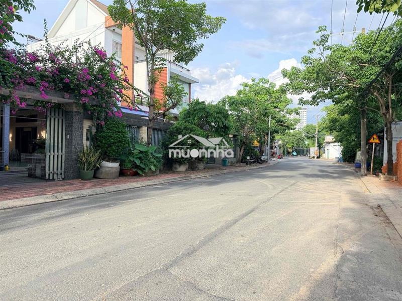 Bán gấp nhà c4 có gác lái thiêu đường 5m thông, 95m2 giá 3,6 tỷ