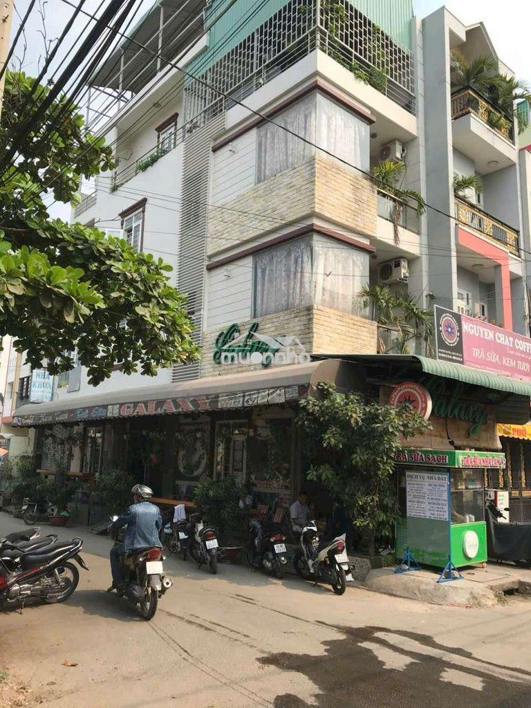 Nhà góc 2 mặt tiền 1 trệt 3 lầu – giá 18 triệu/tháng