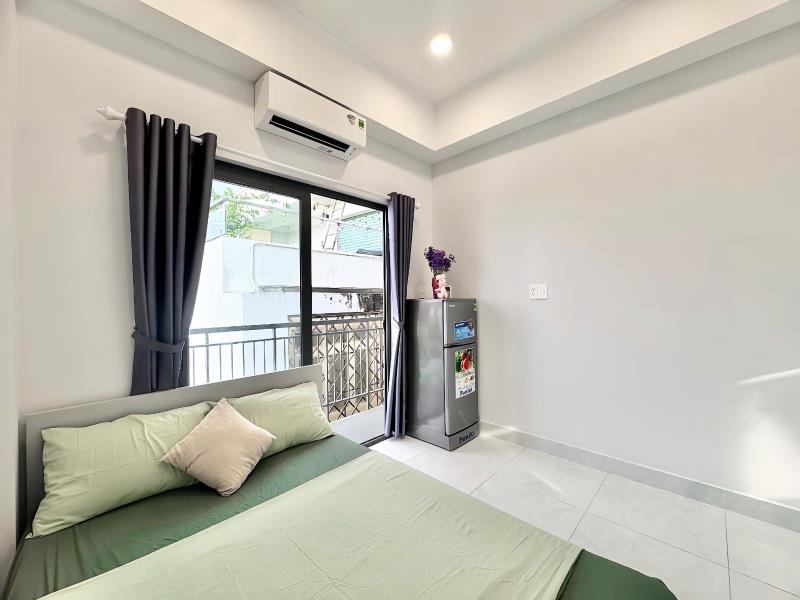 Studio ban công gần học viện hàng không - cầu vượt hoàng hoa thám - cao đẳng y khoa phạm ngọc thạch - 4