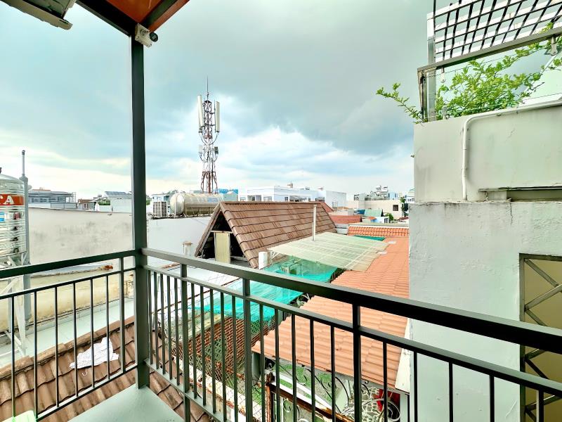 Studio ban công gần học viện hàng không - cầu vượt hoàng hoa thám - cao đẳng y khoa phạm ngọc thạch - 3