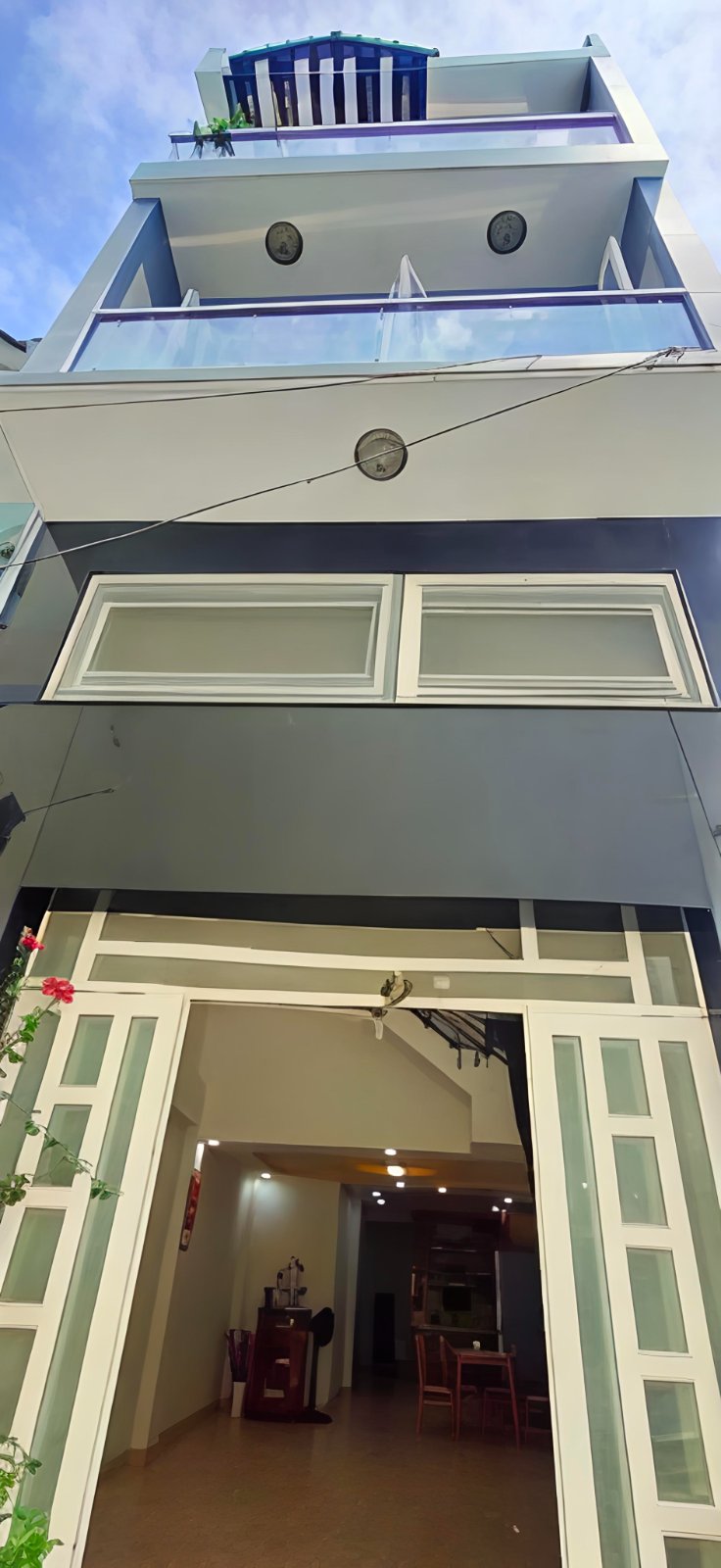 Bán nhà nguyễn văn công 66m2 4 tầng gần sân bay