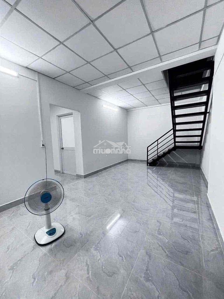 Nhà hẻm tải ngay phạm văn đồng 3pn 3wc sân rộng 100m n7,5❌23m ở + vpct - 4