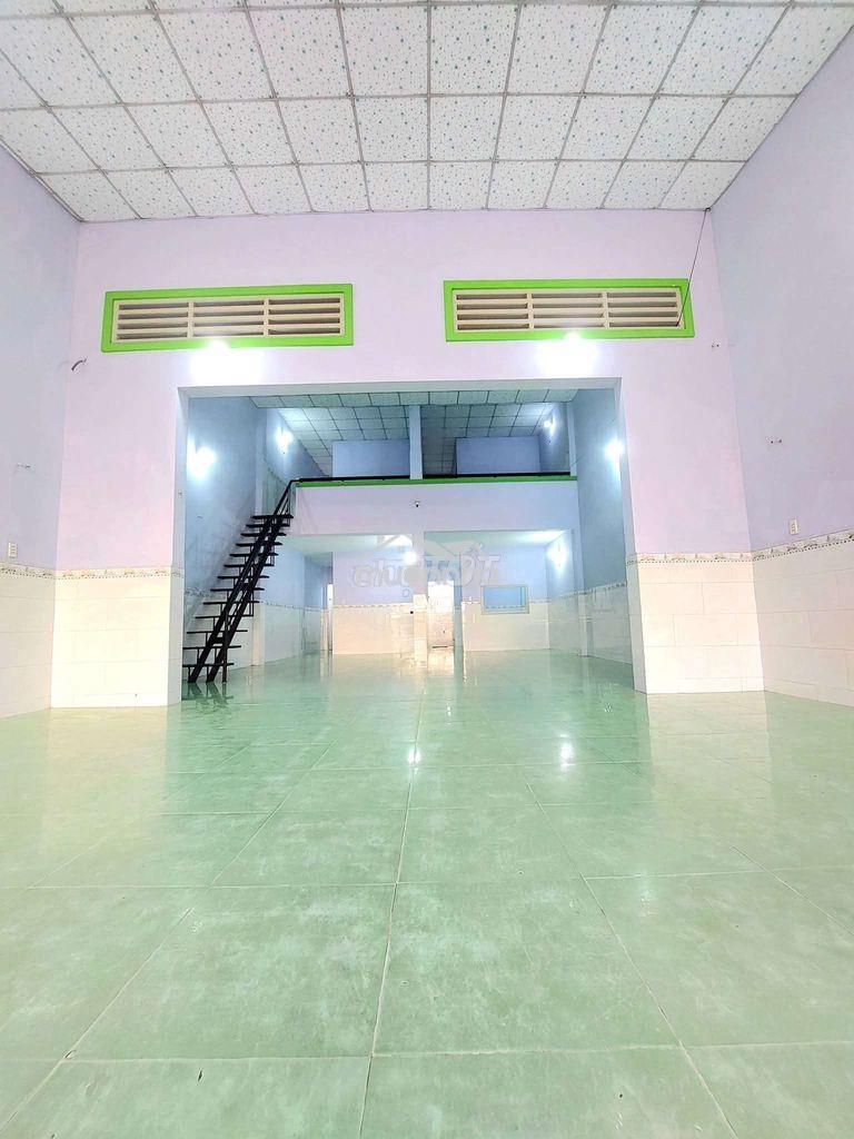Nhà cho thuê dt: 8x25 mặt tiền đường nhựa lớn trịnh thị miếng