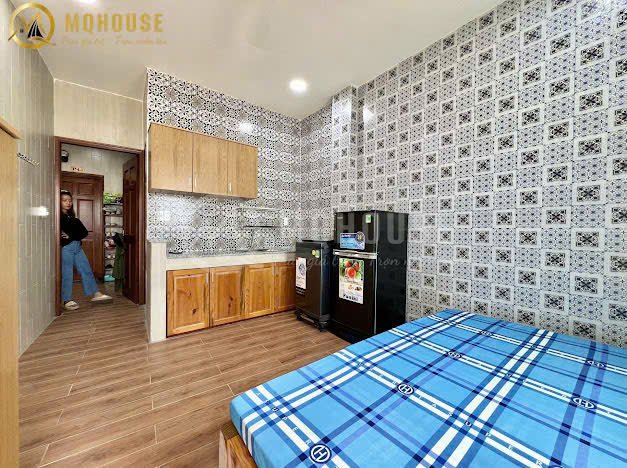  Căn hộ ban công mới toanh thang máy hầm xe ngay bà chiểu bình thạnh / máy giặt riêng - 2