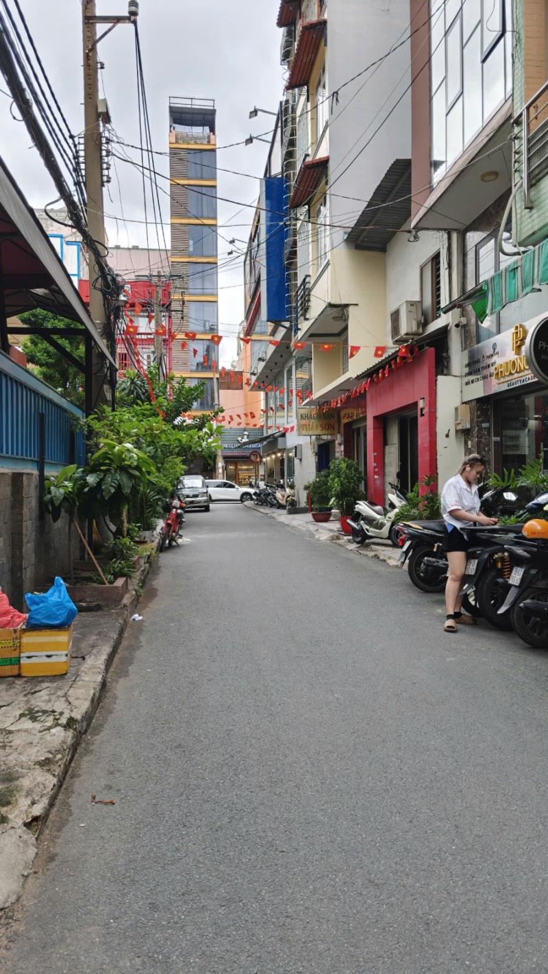 Nhà đẹp hẻm xe hơi đường sư vạn hạnh 1 trệt 3 lầu quận 10 giá 11,8 tỷ - 2