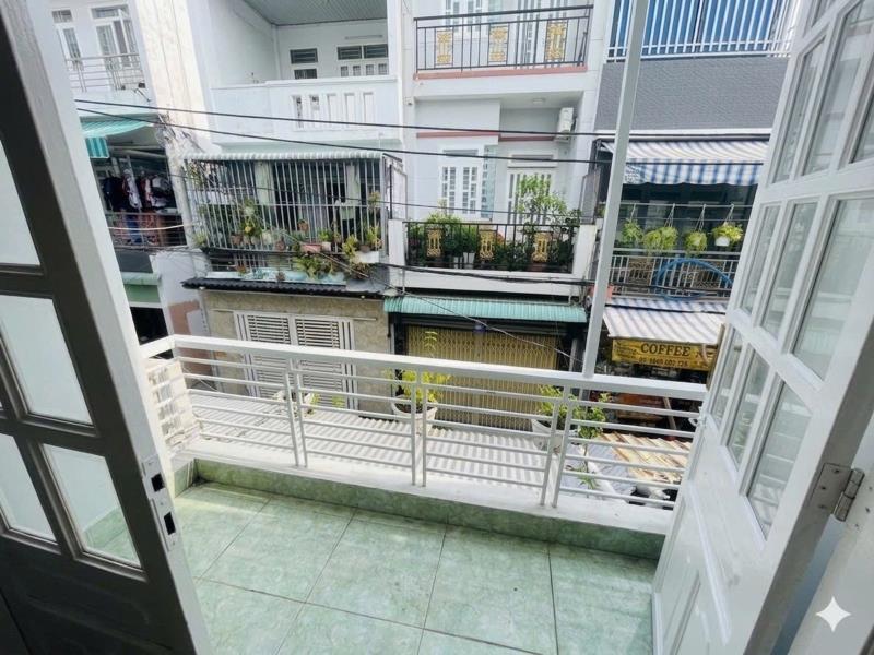 🏡 Nhà 2 tầng – hẻm xe hơi 5m thông – giá chỉ 4,15 tỷ  một căn nhà đáng xem dành cho gia đình muốn an cư hoặc nhà đầu tư tìm sản phẩm giữ giá.   - 2