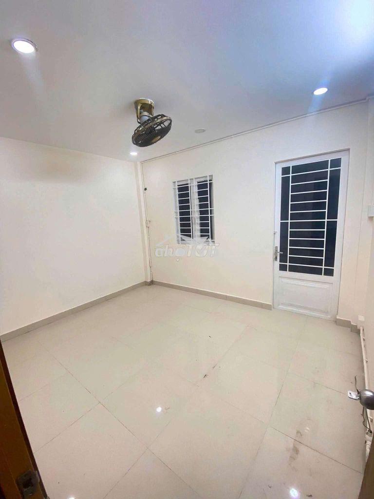 Khu hiếm nhà bán – nguyễn trãi, quận 5 – hẻm ba gác – chỉ 3.x tỷ - 2