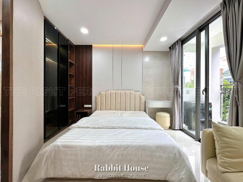 Căn hộ 1pn full new 100% - ban công thoáng - hầm xe thang máy bảo vệ - ngay ngã tư hàng xanh, xung quanh nhiều tiện ích - 2