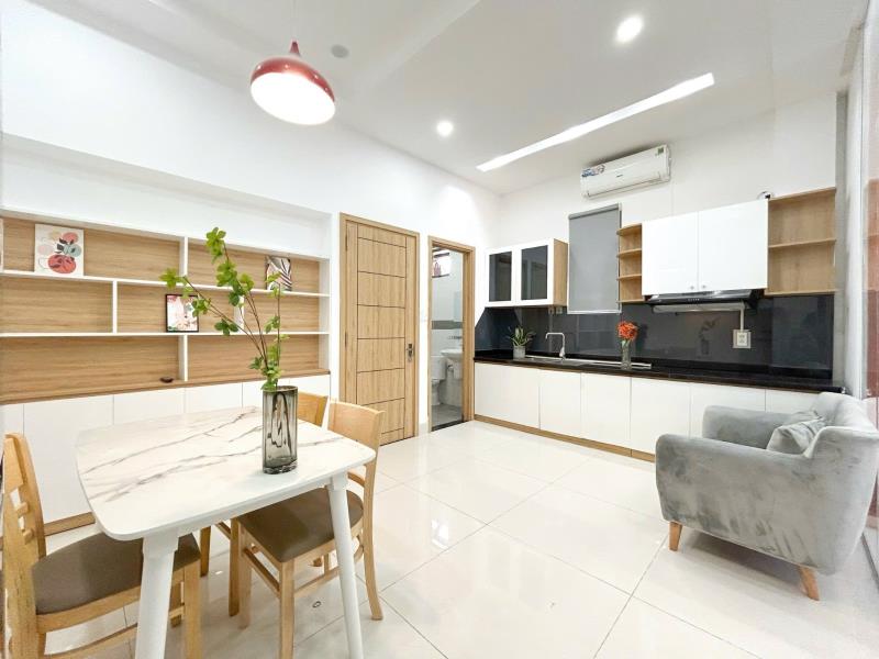 Cho thuê căn hộ 1 phòng ngủ balcony rộng 40m2 ngay khu phan xích long - ngã tư phú nhuận - cầu kiệu - 2