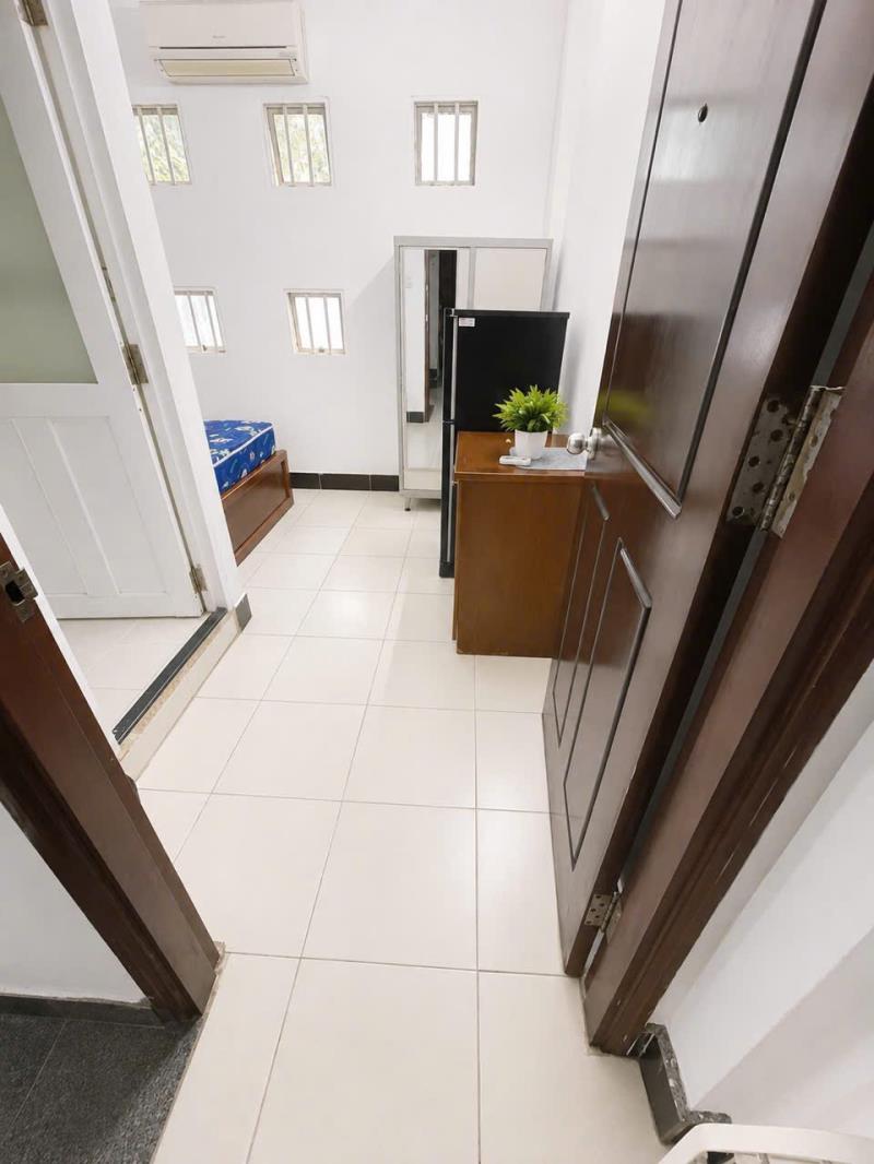 Cho thuê phòng trọ sinh viên võ văn kiệt q1 – gần đh khxh&nv, đh khoa học tự nhiên, đh sài gòn, đh mở, đh sư phạm – full nội thất - 2