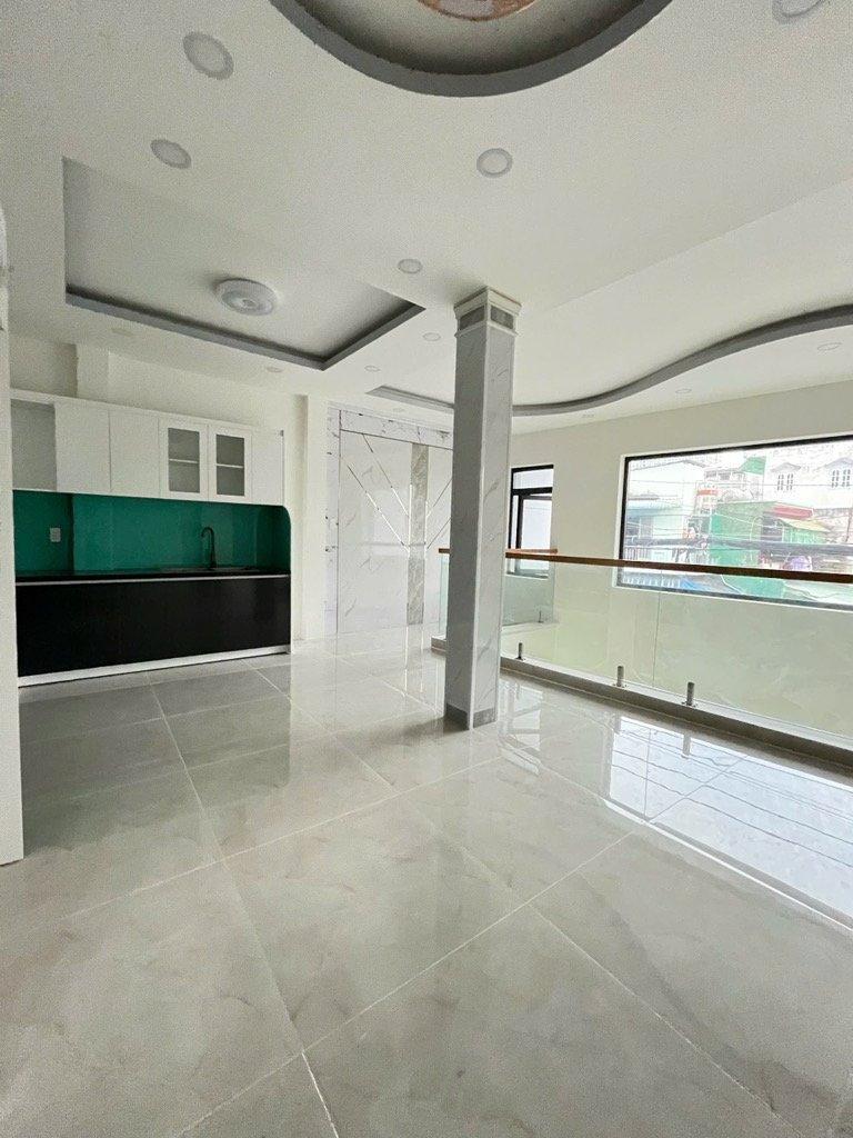 Gần đầm sen mặt tiền kinh doanh lương thế vinh - tân phú-dt: 6.5*15- 14 tỷ 7 - 2