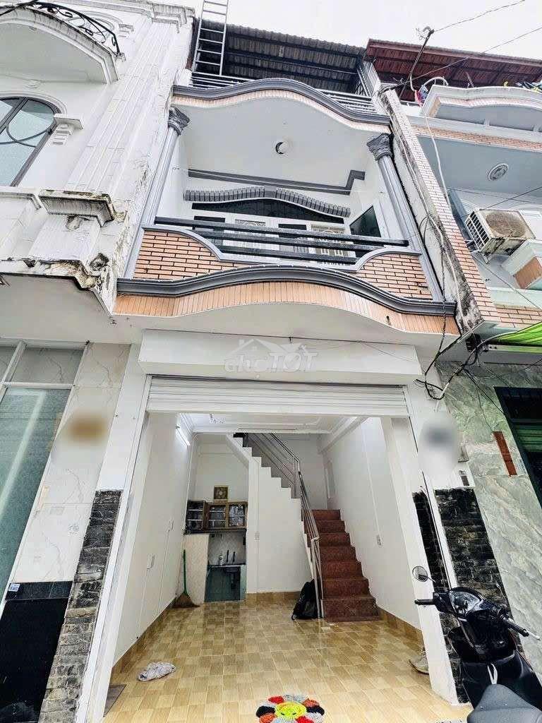 Cho thuê nhà nc  hẻm 653/ quang trung f11.hẻm xe hơi
