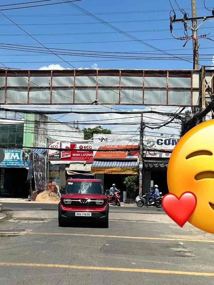 Kho xưởng 300 m giá 15 triệu - 2