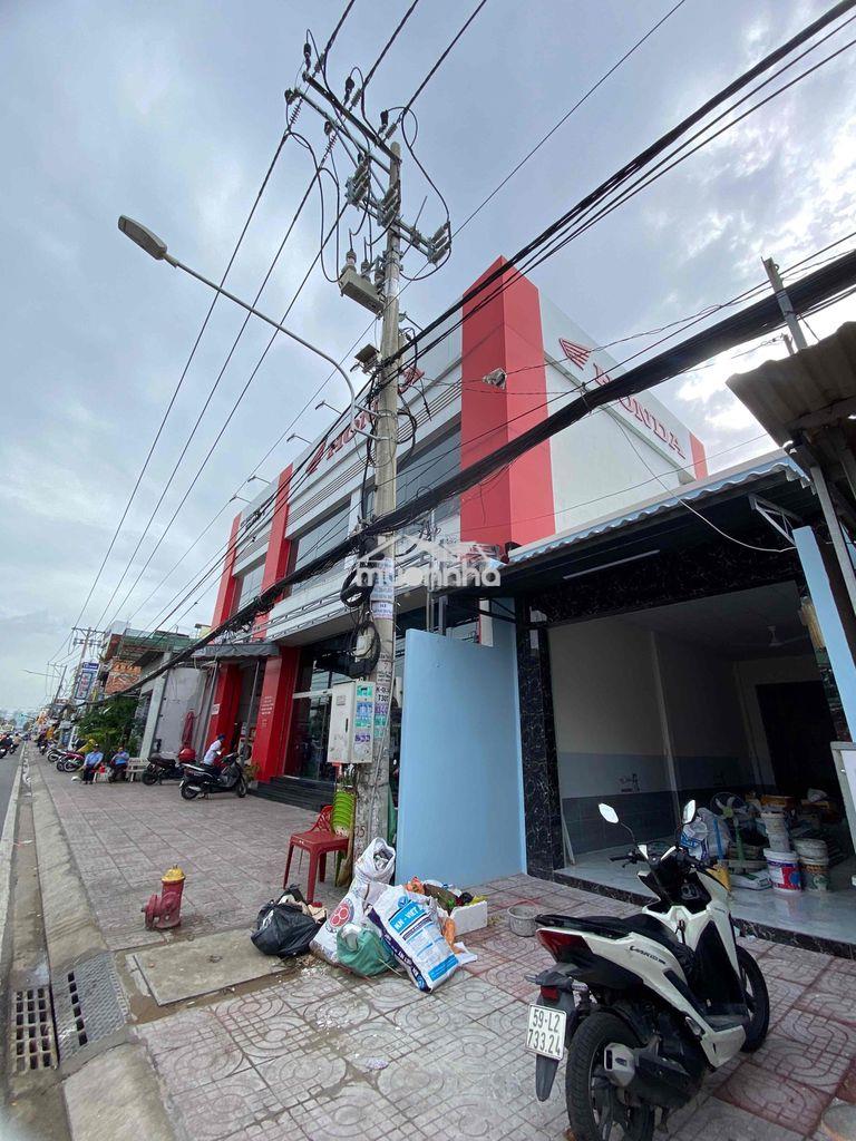 Cho thuê nhà nguyên căn mt đường ql50 xả bh 4m x 32 m mới xây dựng