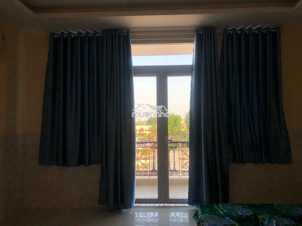 Phòng ban công, có sân rộng, siêu thoáng mát - 2
