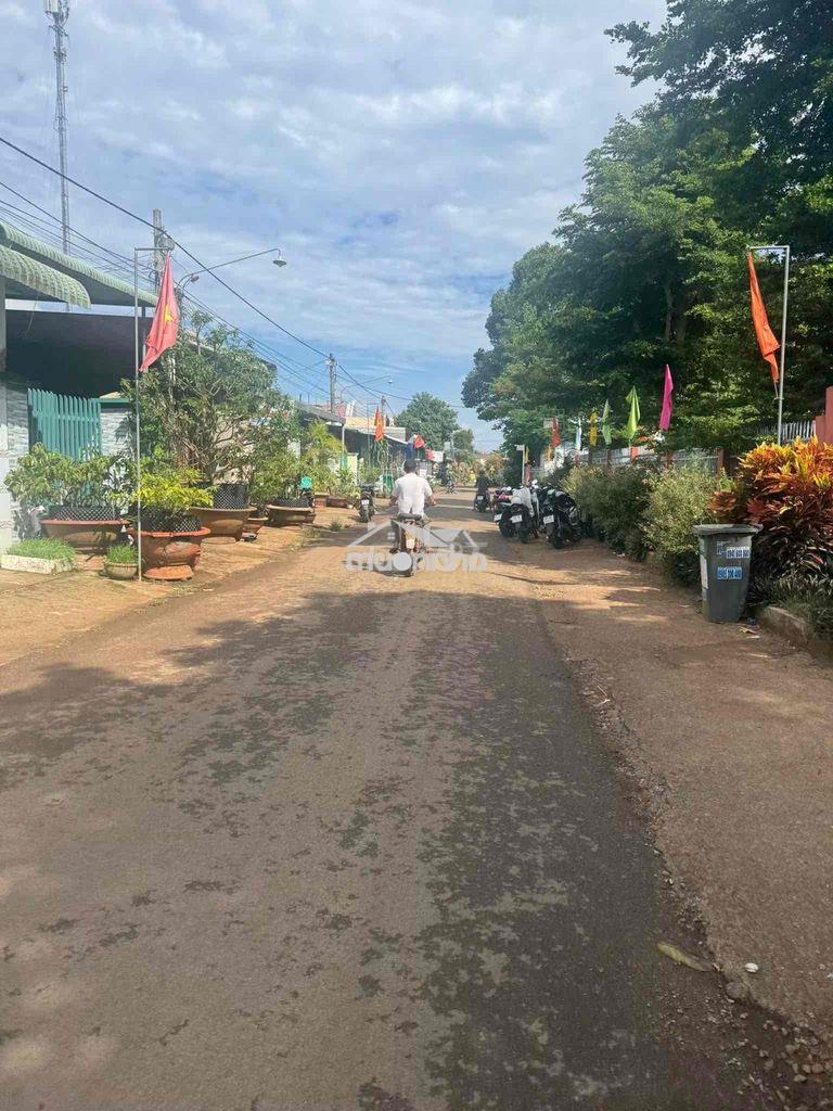 Chỉ hơn 2 tỷ- 200m2 - full tc- cẩm mỹ- đồng nai - 2