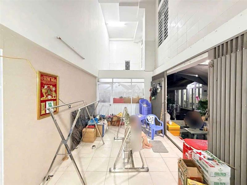 Nhà trệt cho thuê hẻm 4m âu dương lân. p3.q8- dt: 7m x 10m.giá 8tr/1th