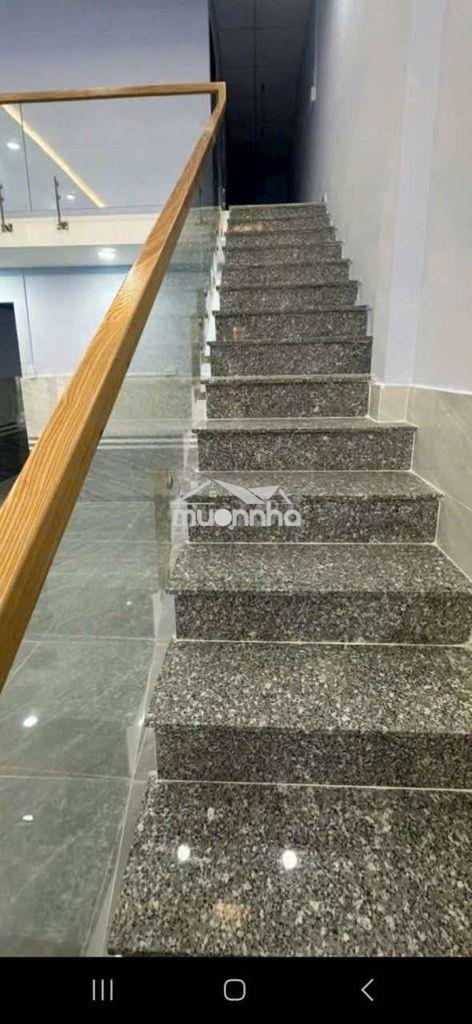 Nhà mới xây dựng xông cần bán - 4