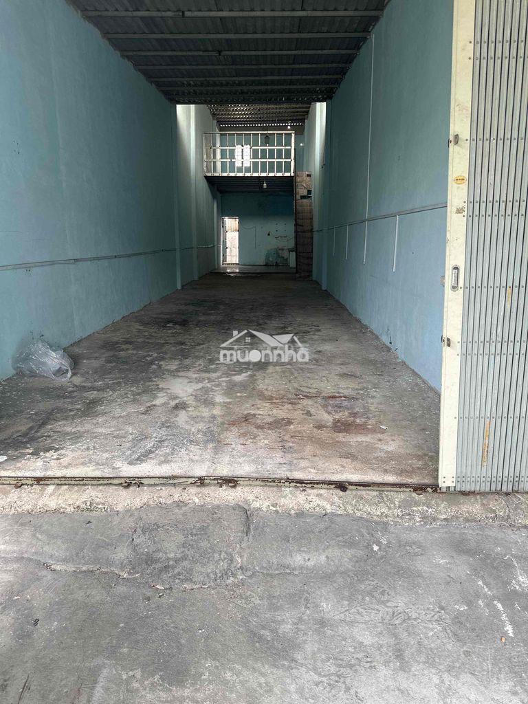 Nhà ở làm kho xưởng, mua bán kinh doanh