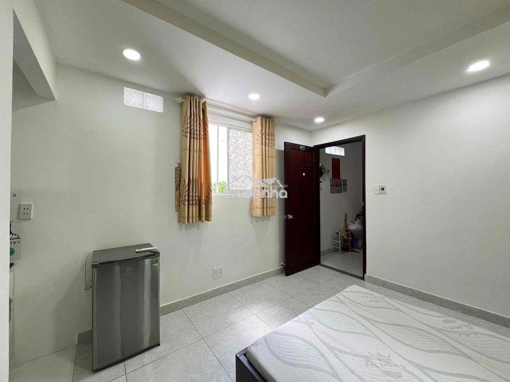 Siêu rẻ!! studio cửa sổ 20m2 ngay chợ tân định cầu kiệu quận 1 - 2