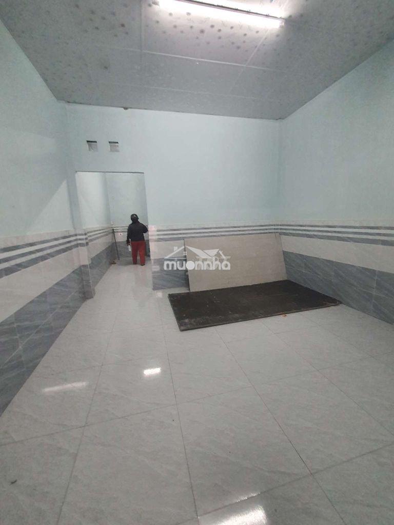 Kho nhà chính chủ 4x30 + 1lửng có thể làm phòng  - 3