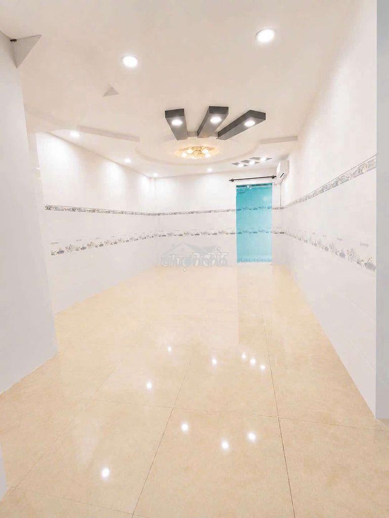 Căn hộ 1 phòng ngủ tách bếp, có sân sau - 3