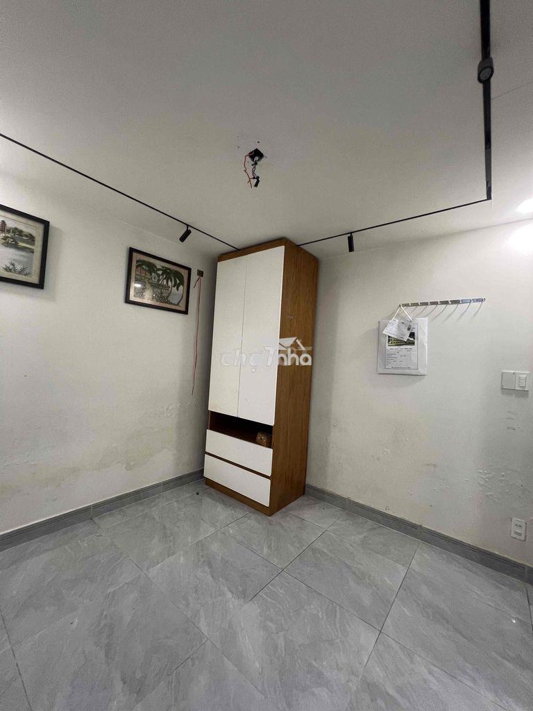 Cho thuê nhà dt 110m2 1trệt 1lầu 3pn 2wc hẻm 43 vườn lài apđ q12 - 3