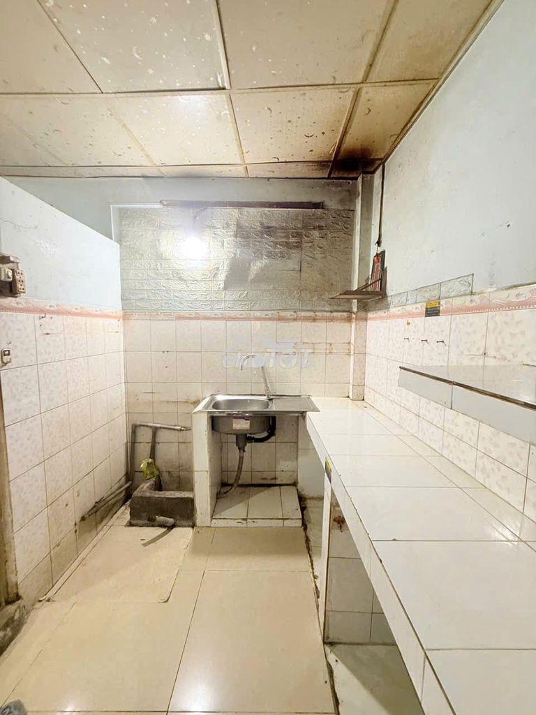 Nhà đẹp q4- hẻm 3m- 34m2 ngang 3,6m- 2 tầng- hoàn công - 2