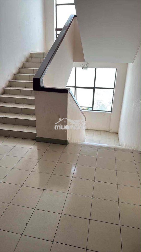 Chính chủ cần bán cc có thang máy  336/24 p12q6 - 2
