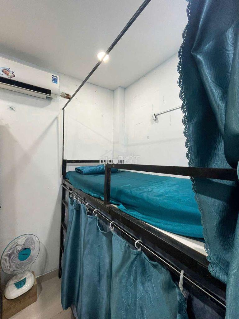 Ktx sinh viên đi bộ 3p tới trường - 3