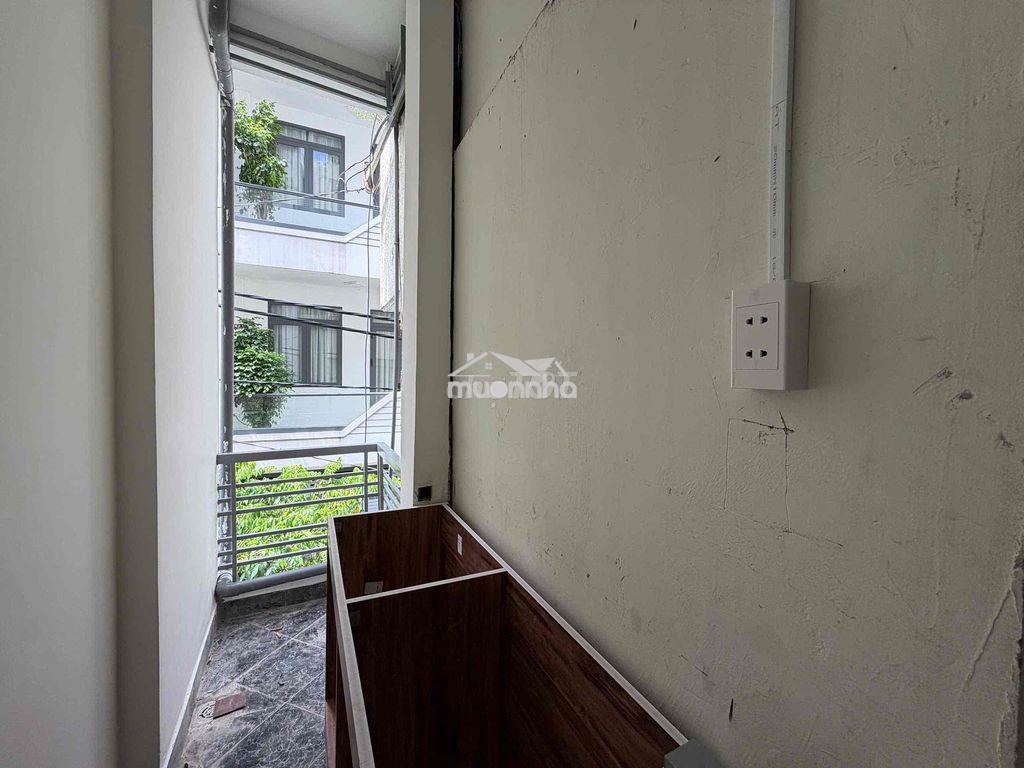 Duplex ban công - full nội thất . - 2